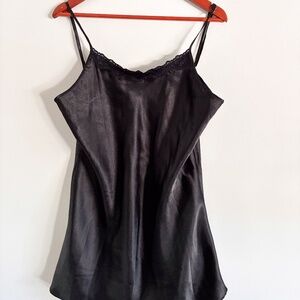 Vintage Donna Loren Gold Label Black Lingerie XL Lace Detailing Slip